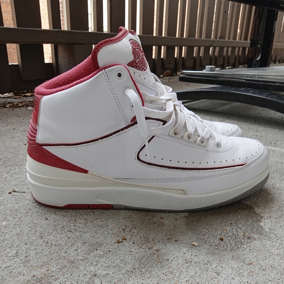 Jordan 2's - Picture 2 of 8